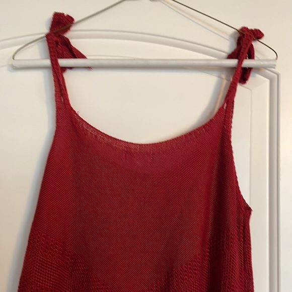 Medium red women’s Charming Charlie knitted tank top - Picture 2 of 9